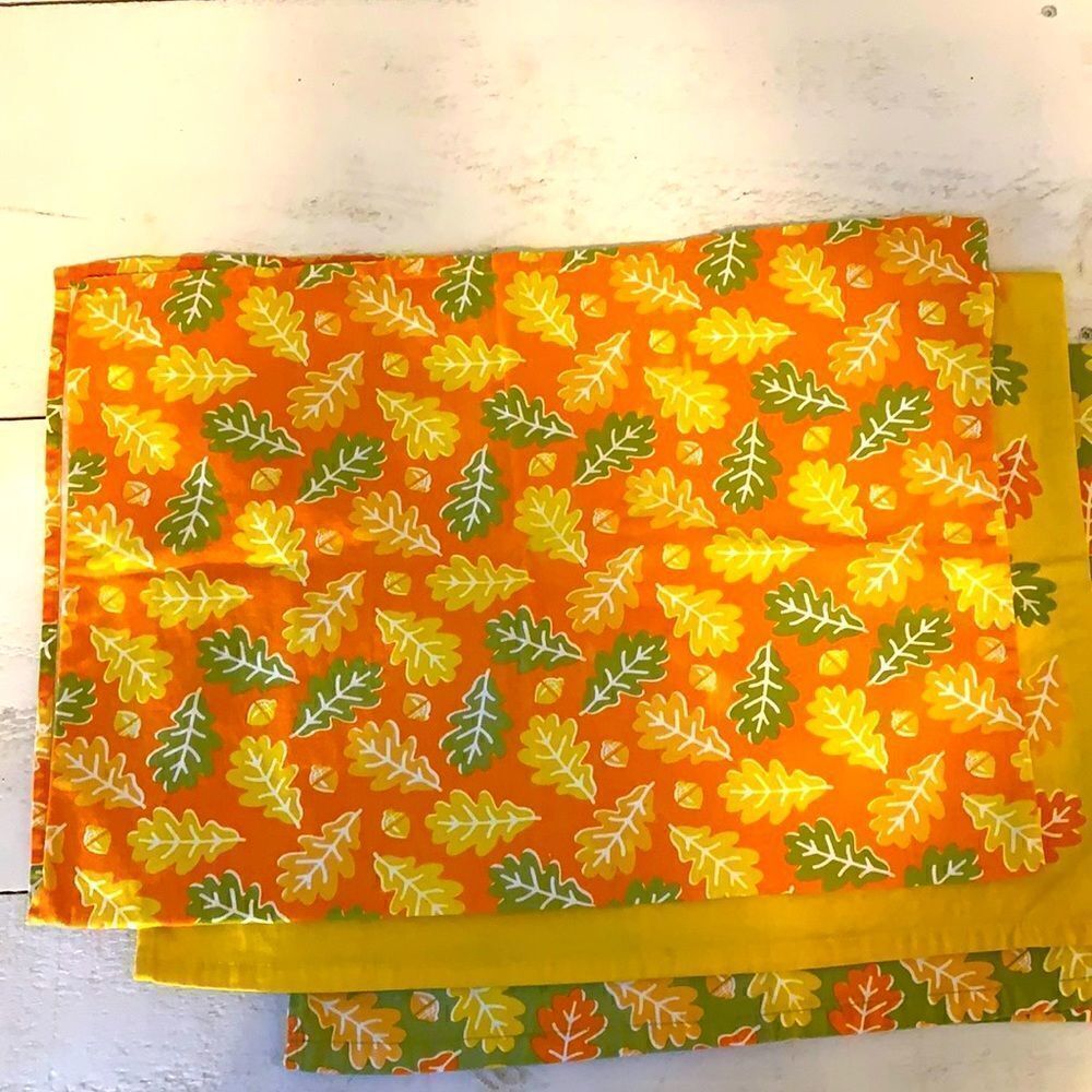 Martha Stewart Decorative Leaf Table Napkins